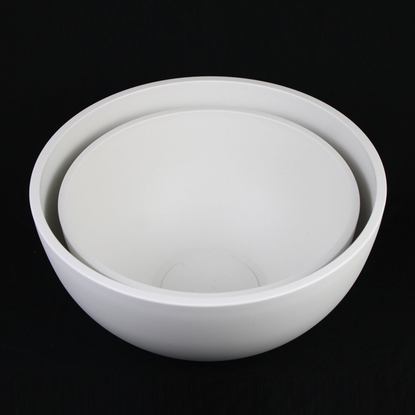 2-Piece White Plastic Serving Bowls – Modern Minimalist Design
