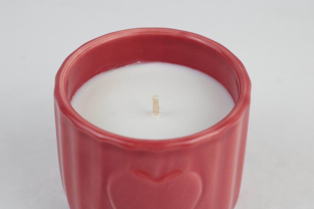 Embossed Heart Ceramic Scented Candle Set – Blush & Scarlet (set of 2pcs)