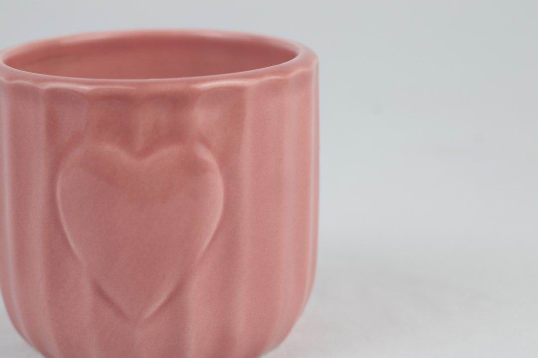 Embossed Heart Ceramic Scented Candle Set – Blush & Scarlet (set of 2pcs)