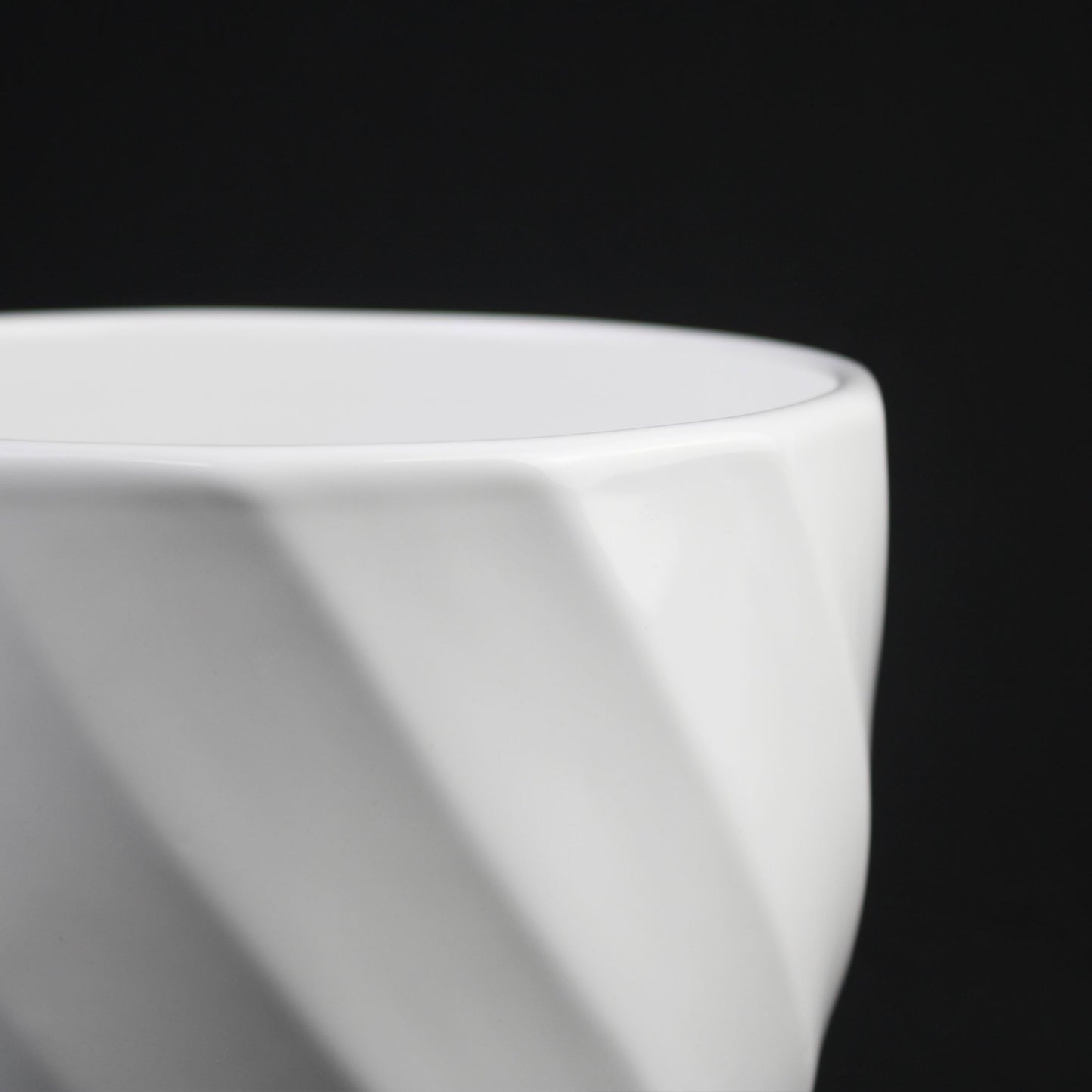Florinia Spiral White Ceramic Planter Set with Saucers – Modern Dolomite Indoor Plant Pots (Set of 3)