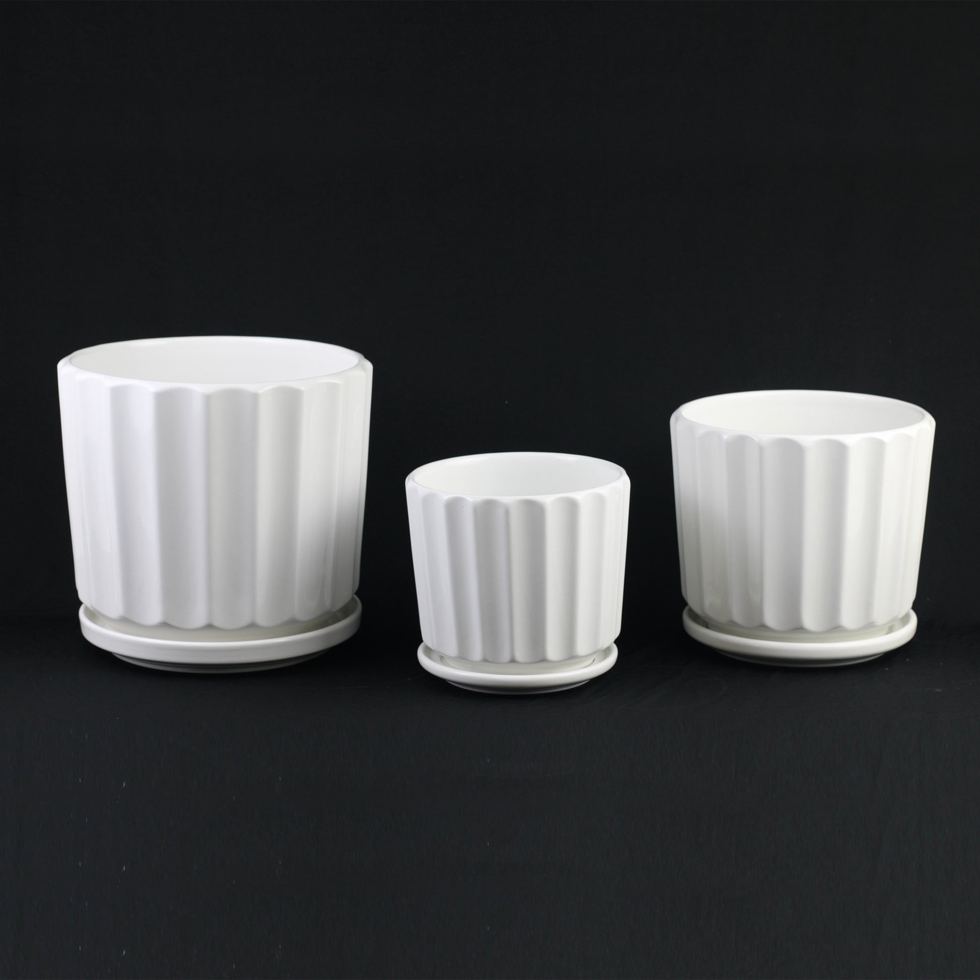 3-Piece White Ceramic Planter Pot Set with Fluted Design & Saucers