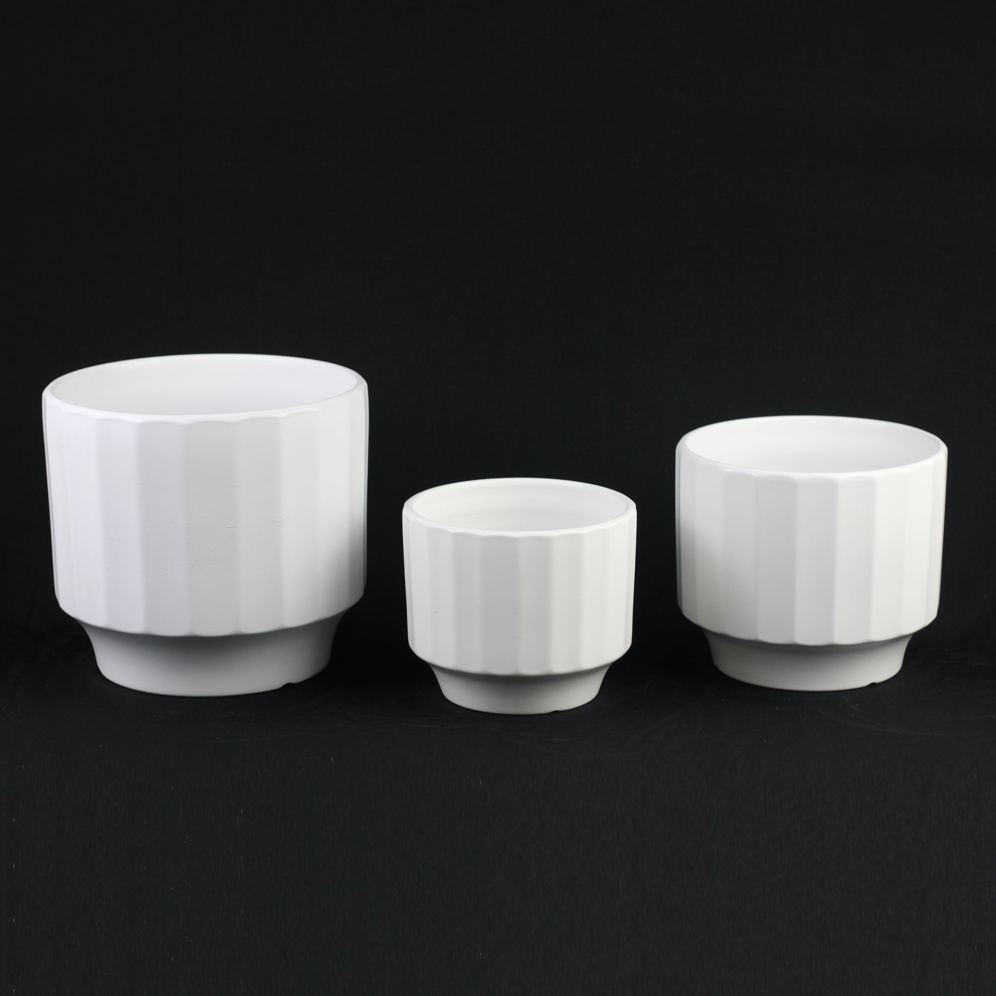 3-Piece White Stoneware Planter Set with Fluted Design