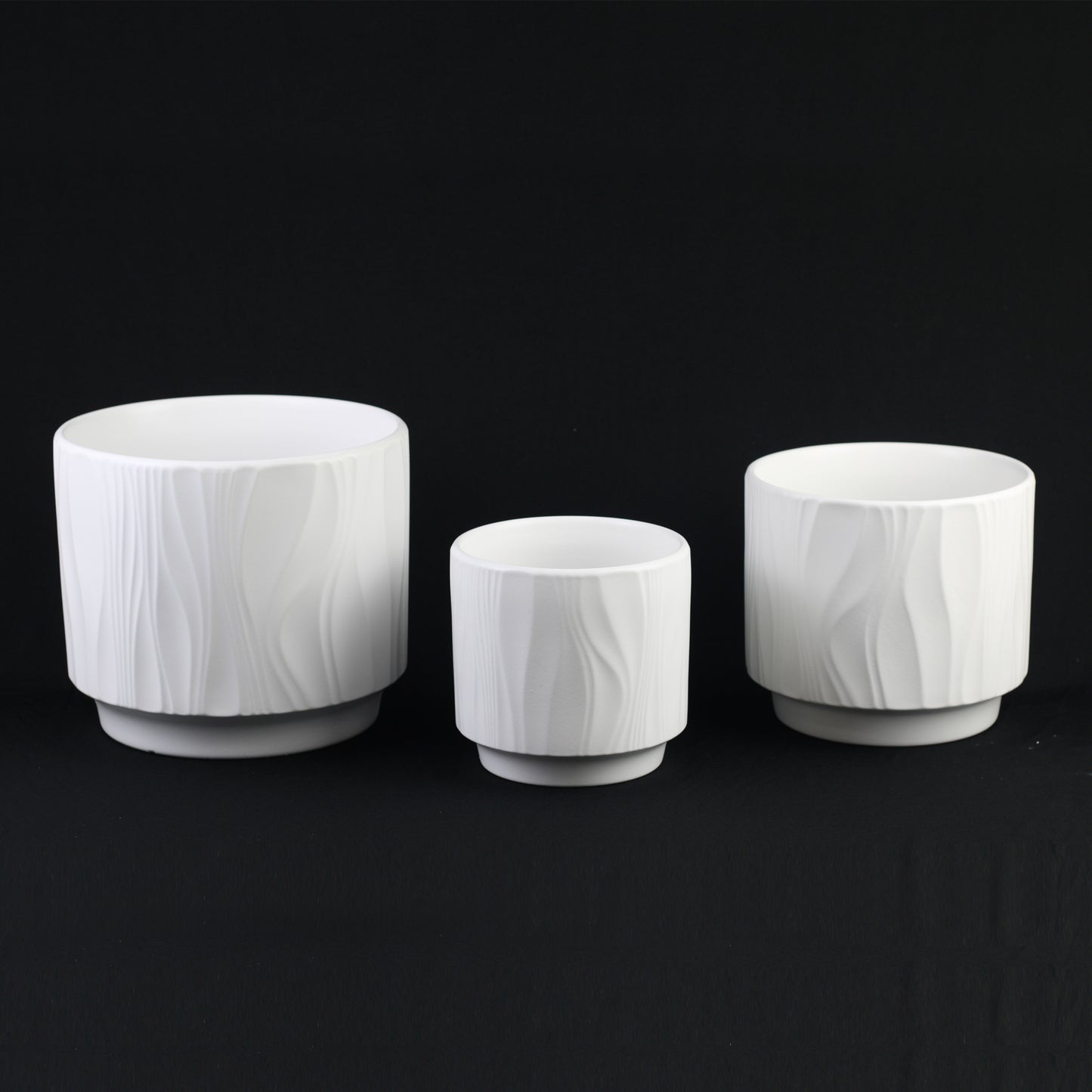 White Stoneware Planter Pot Set with Embossed Texture